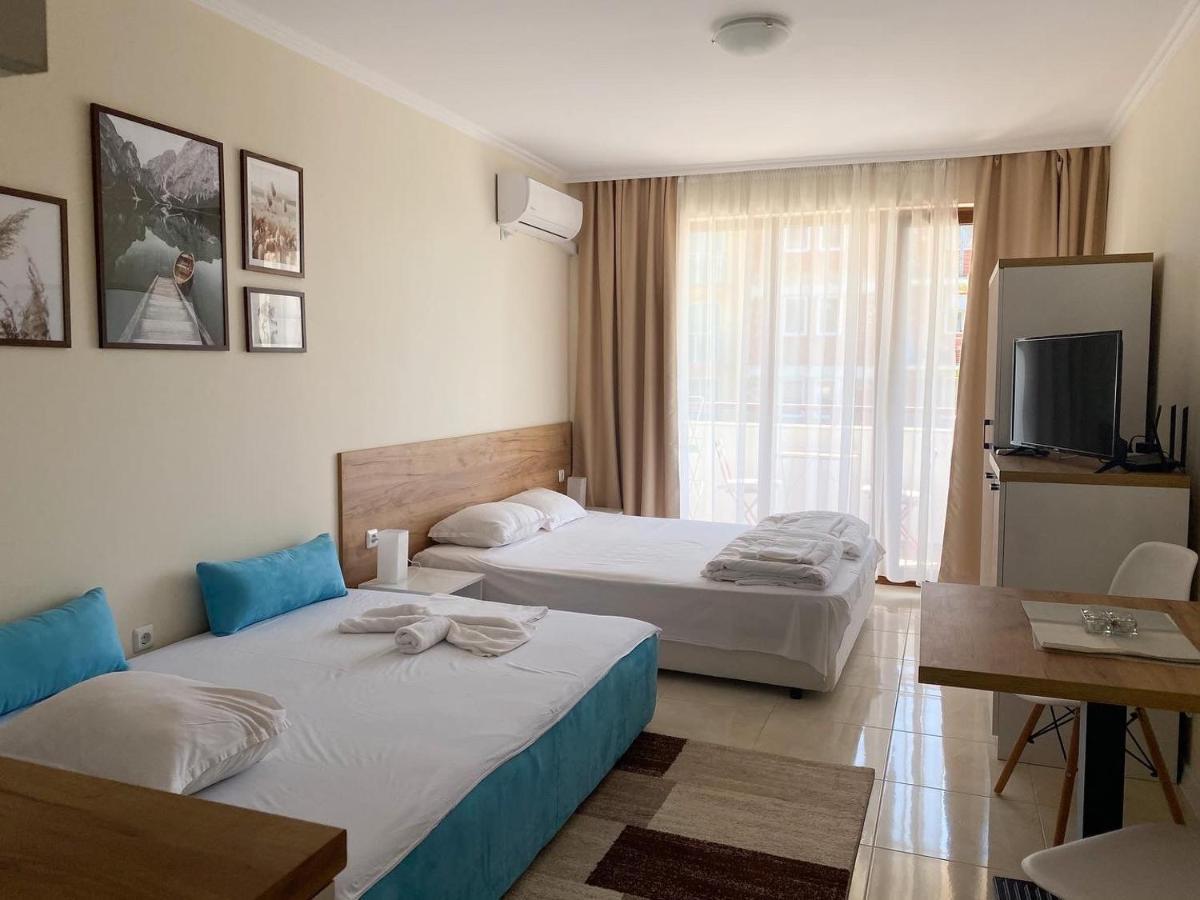 Aparthotel Mm Complex à Primorsko Extérieur photo