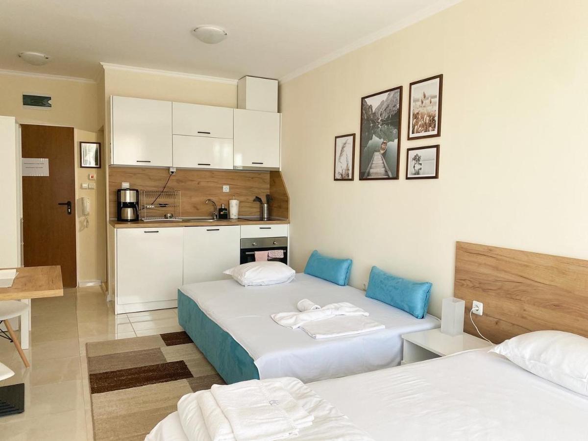 Aparthotel Mm Complex à Primorsko Extérieur photo