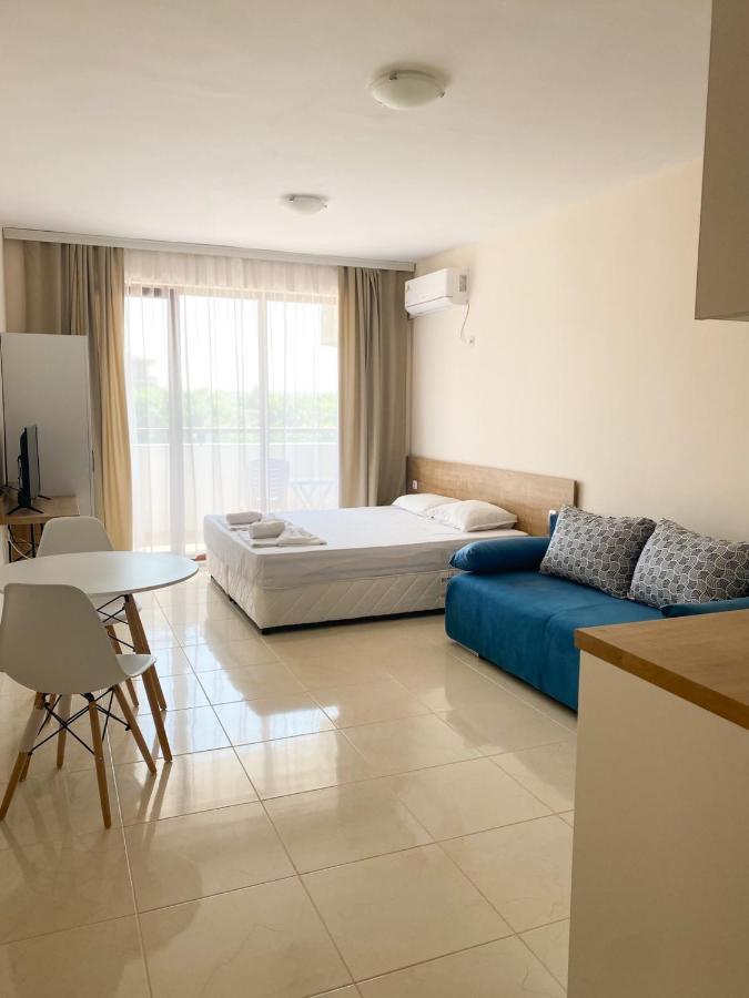 Aparthotel Mm Complex à Primorsko Extérieur photo