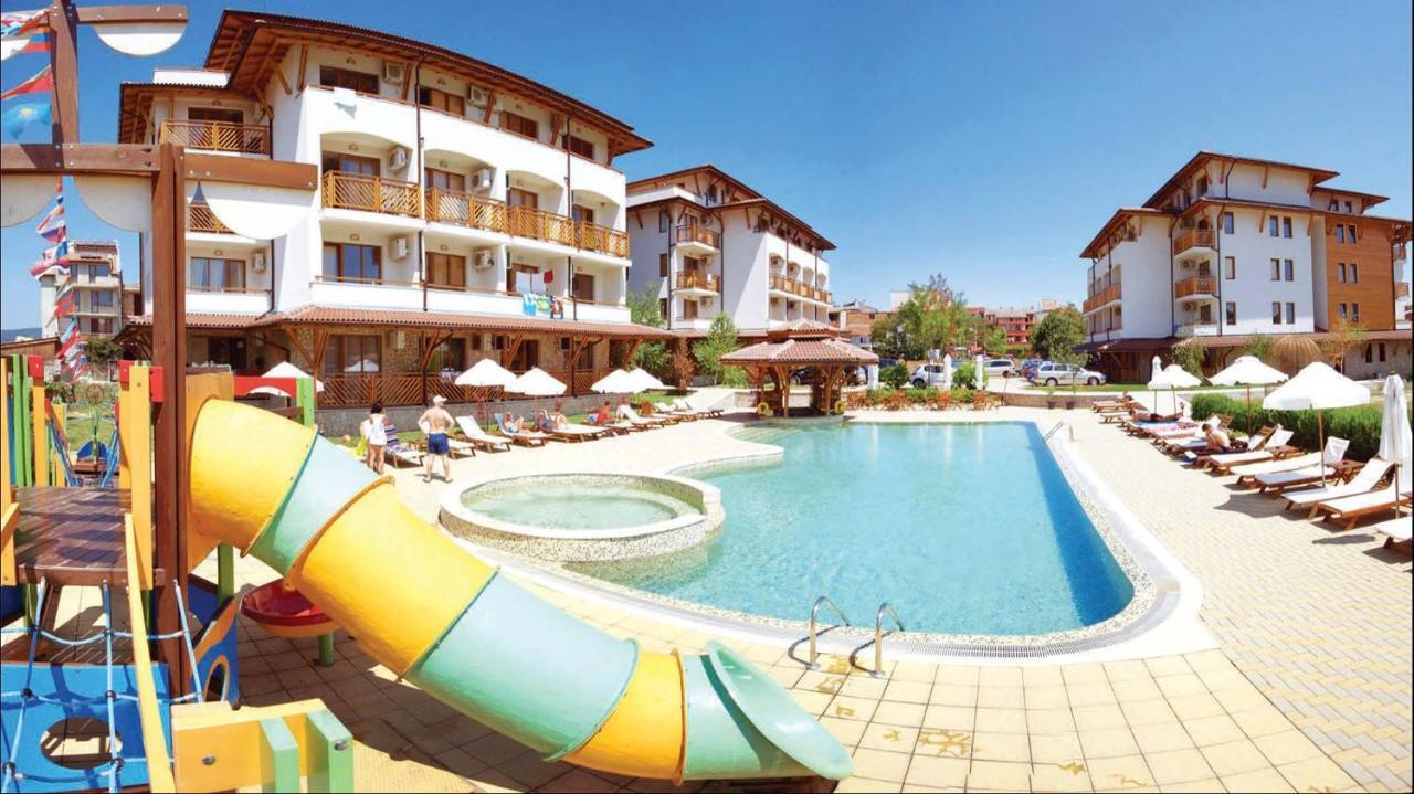 Aparthotel Mm Complex à Primorsko Extérieur photo
